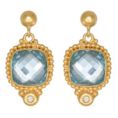 Granulation-Tropfen-Ohrringe mit blauem Topas im Kissenschliff und Diamanten aus 22 Karat Gelbgold