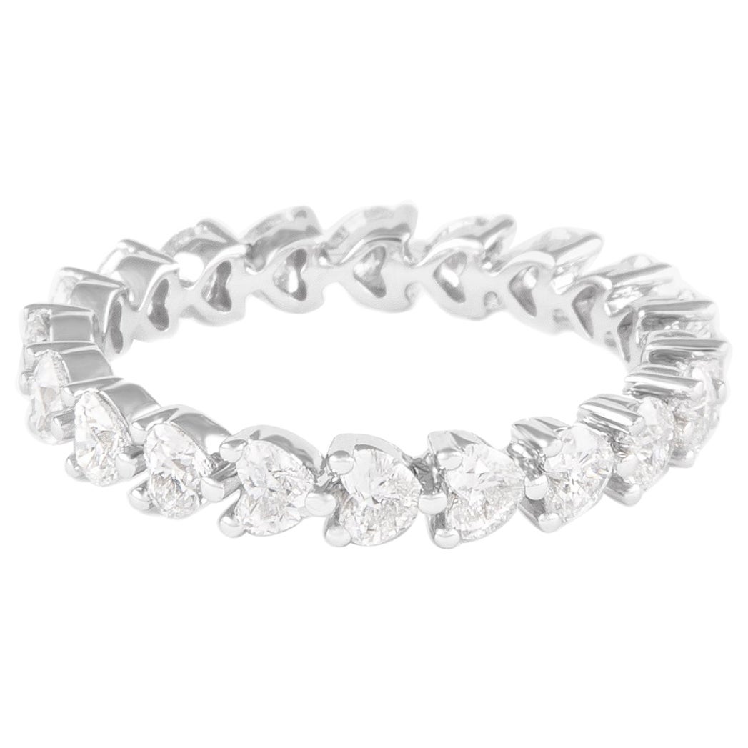 Alexander 1.85ct Heart Diamond D-F VVS2/VS1 Eternity Band 18k White Gold For Sale