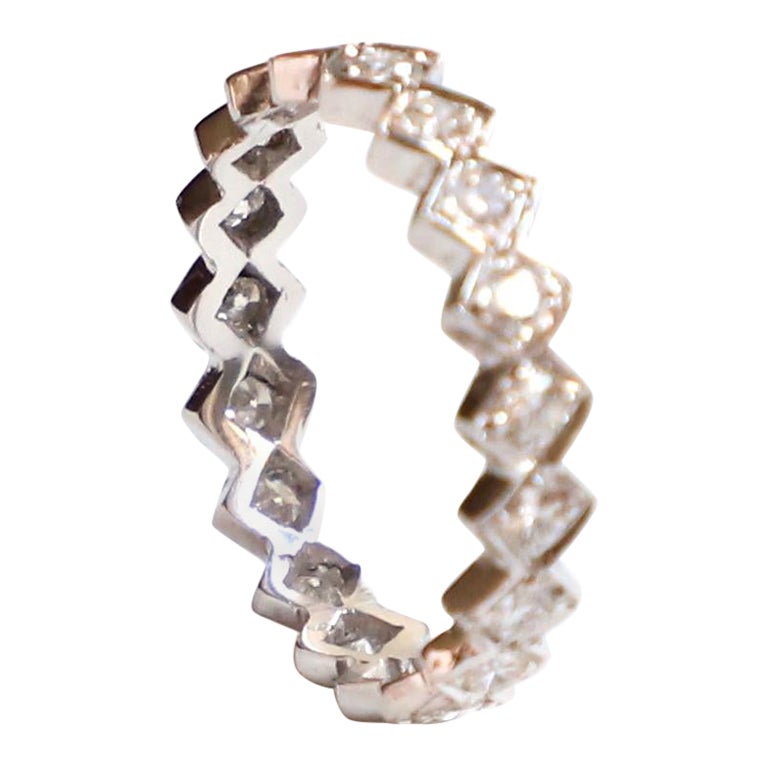 Engagement 1 Karat White Diamonds G Color VVS1 18 Karats Gold Modern Design Ring For Sale