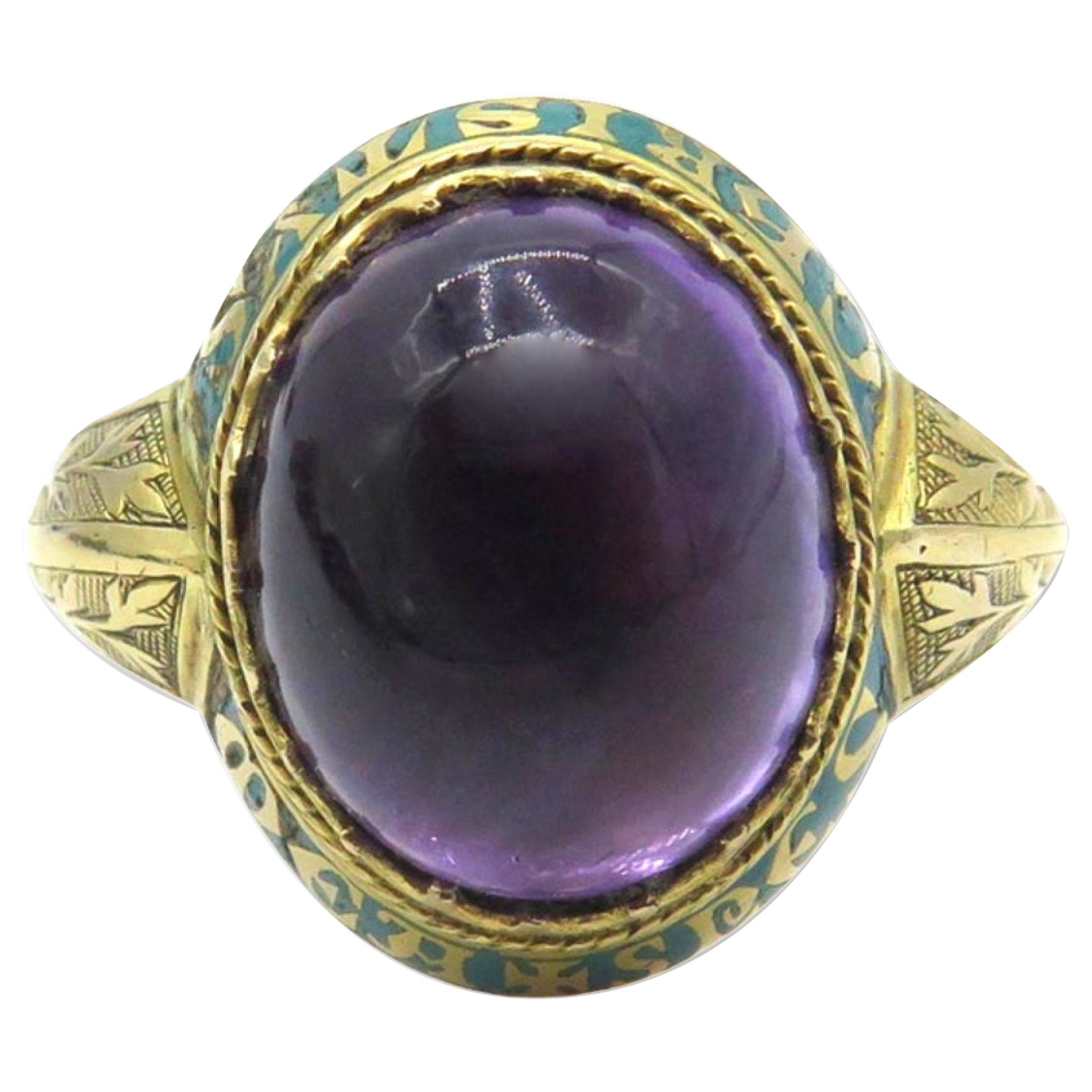 Anillo de oro amarillo con amatista de obispo