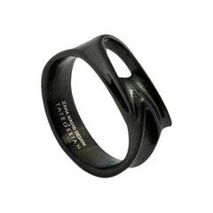 Schwarzer Tyne-Ring aus Edelstahl mit schwarzem Eisen, Größe L