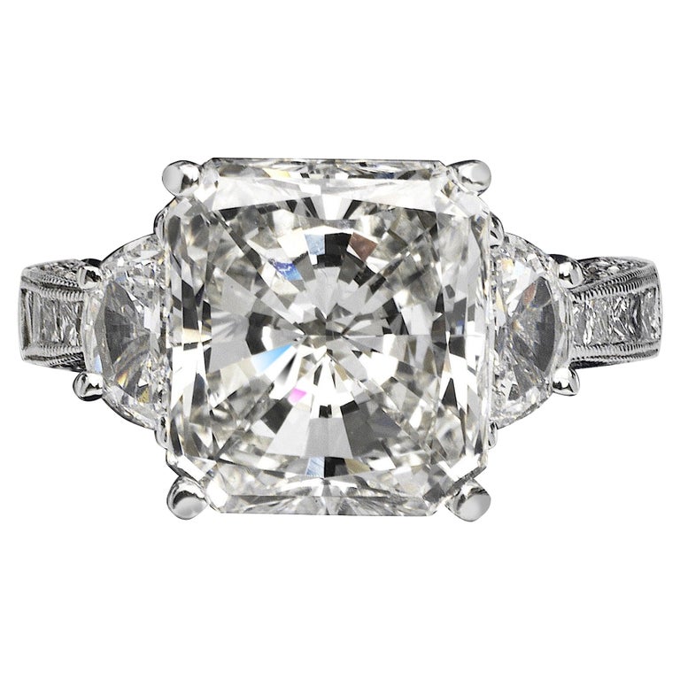 7 Carat Radiant Cut Diamond Engagement Ring GIA Certified H VS2 For Sale