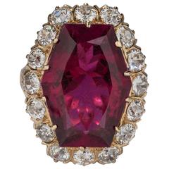 11,00 Karat Rubelit und Diamant