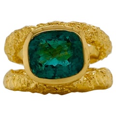 Emilio Jewelry Certified No Oil 3.56 Carat Emerald Set in 22K Gold