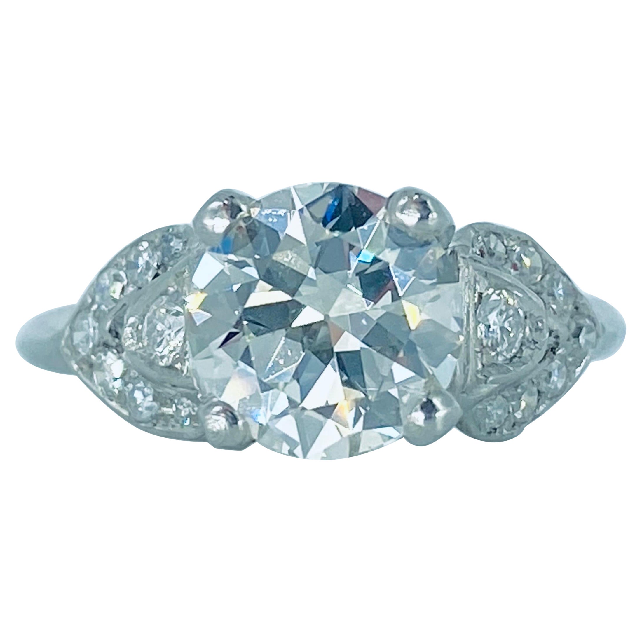 Bague de fiançailles en platine avec diamant central certifié EGL de 1,31 carat en vente