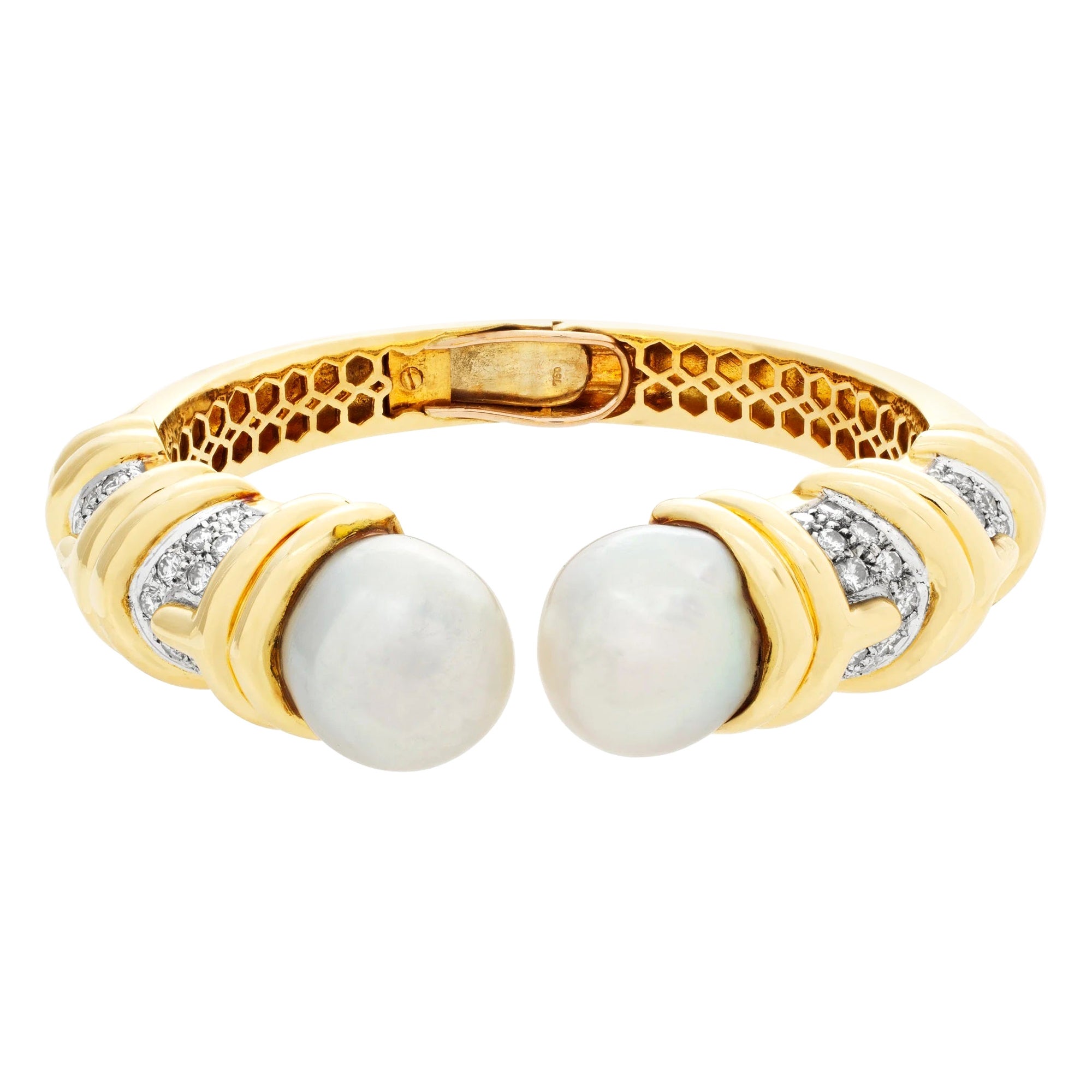 Pearl & Diamonds Hinged Bangle, Set in 18K Yellow & White Gold