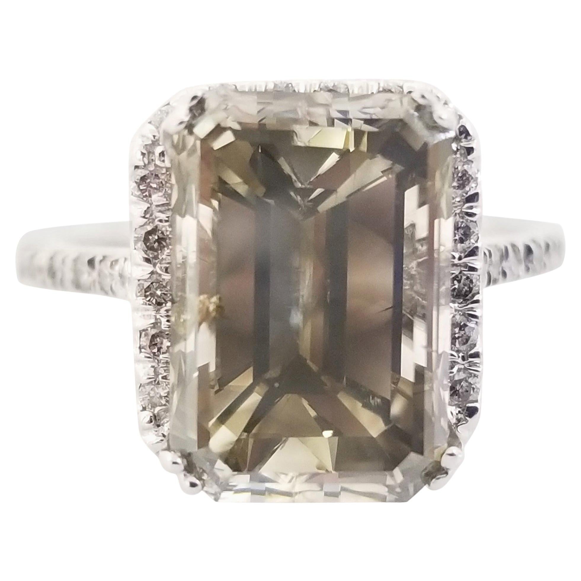 IGI 5,51 Karat Smaragdschliff Fancy Gray Diamant Ring Weißgold 14 Karat im Angebot