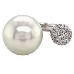 Used South Sea Pearl Diamond Ball Ring 0.78 Carats 18 Karat White Gold