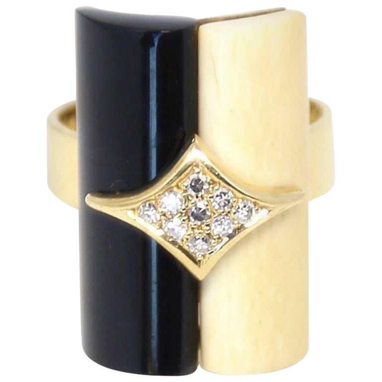 1970s H.Stern 18 Karat Gold Ring with Bone, Onyx and Diamonds