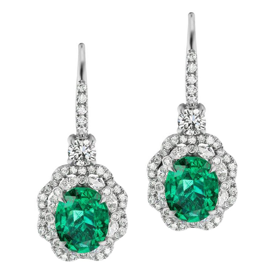 18k White Gold 3.25ct Emerald And 1.49ct Diamond Earrings For Sale