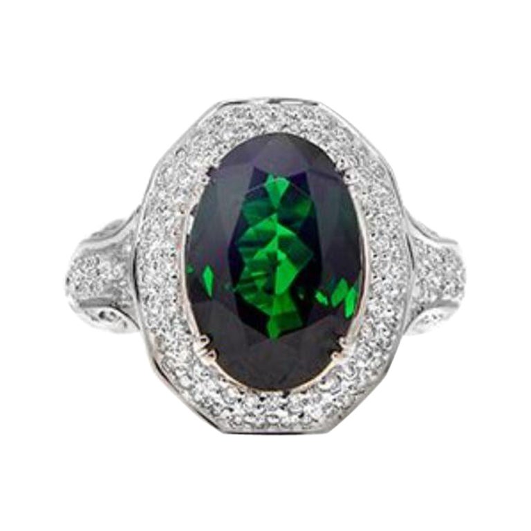 18k White Gold 5.06ct Tsavorite Ring With .93ct Diamonds For Sale