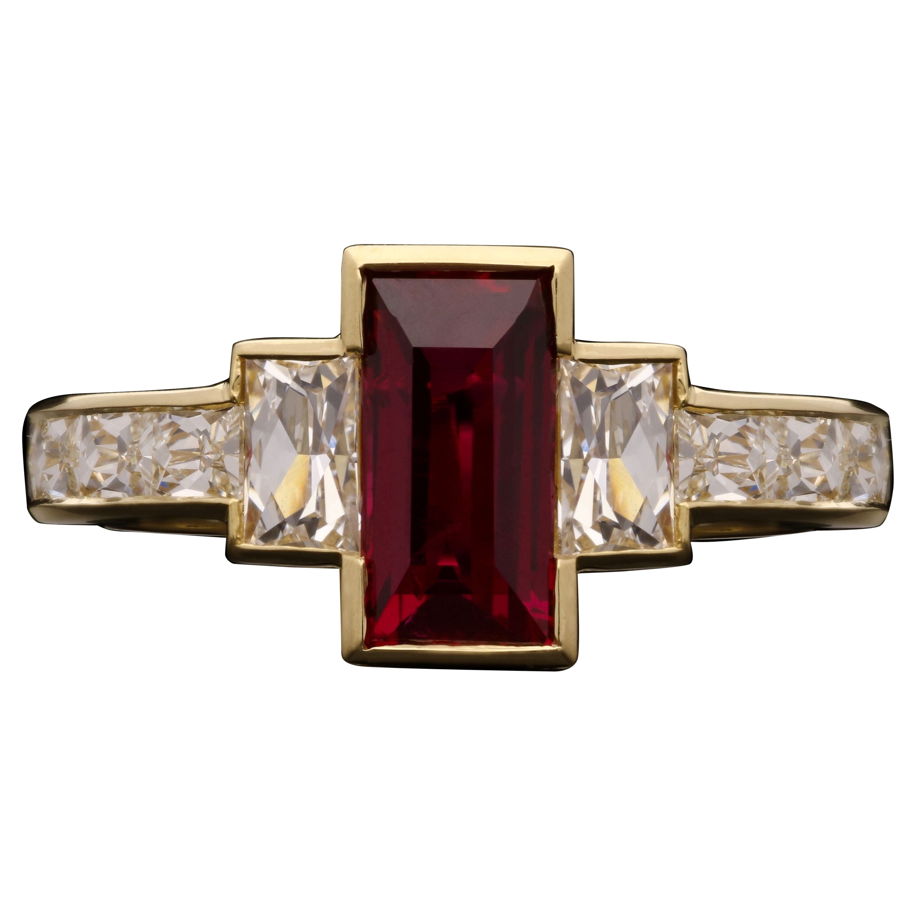 Hancocks 1.10ct Burma Ruby And French Cut Diamond Ring Contemporary For Sale