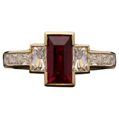 Hancocks Bague contemporaine en rubis de Birmanie de 1,10 carat et diamants de taille française