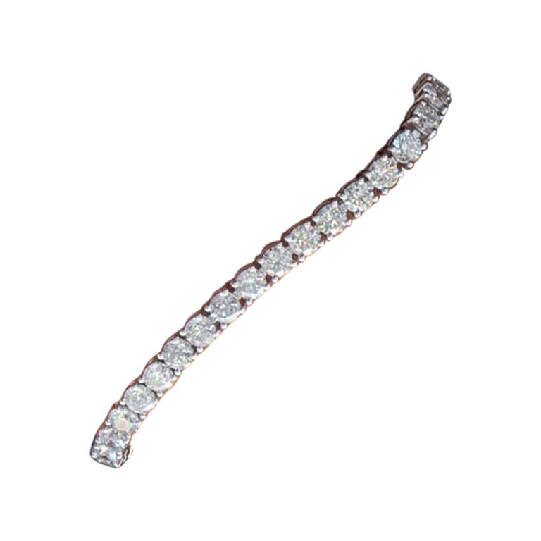 18.10 Carat Natural Diamond Bracelet 18K White Gold, Tennis Bracelet for Women For Sale