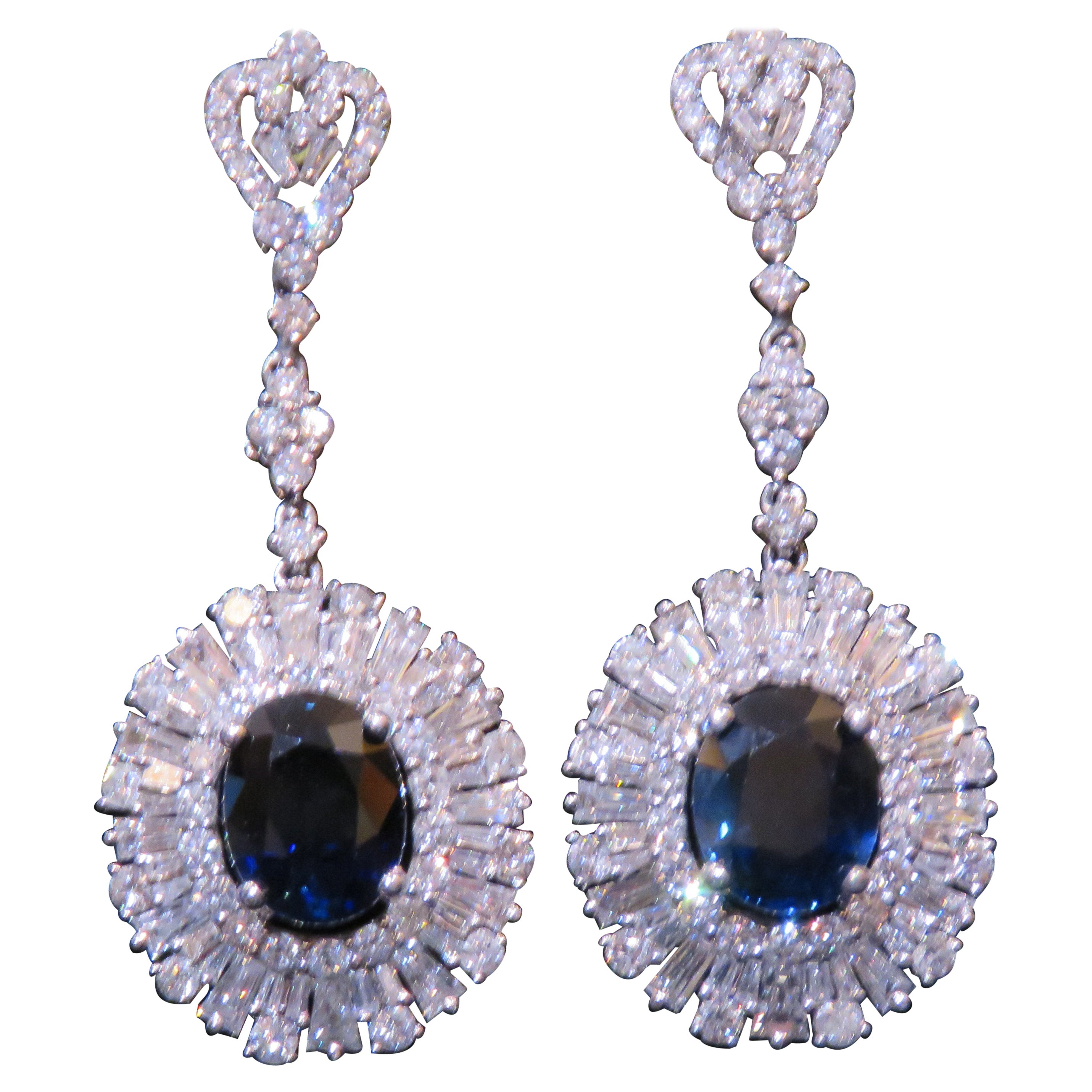 NWT $26, 400 18KT Fancy Large Glittering Fancy 10CT Sapphire Diamond Earrings For Sale