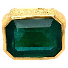 Emilio Jewelry AGL Certified 15.89 Carat Vivid Green Emerald Ring