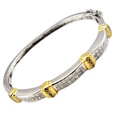 Bracelet jonc vintage en or blanc et jaune 14 carats avec diamants taille princesse