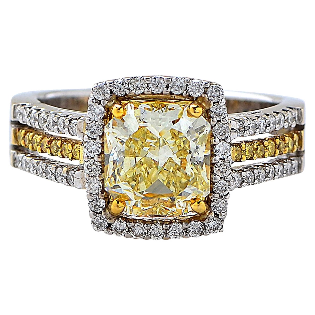 GIA Certified 2.03 Carat Natural Light Yellow Diamond Gold Ring For Sale