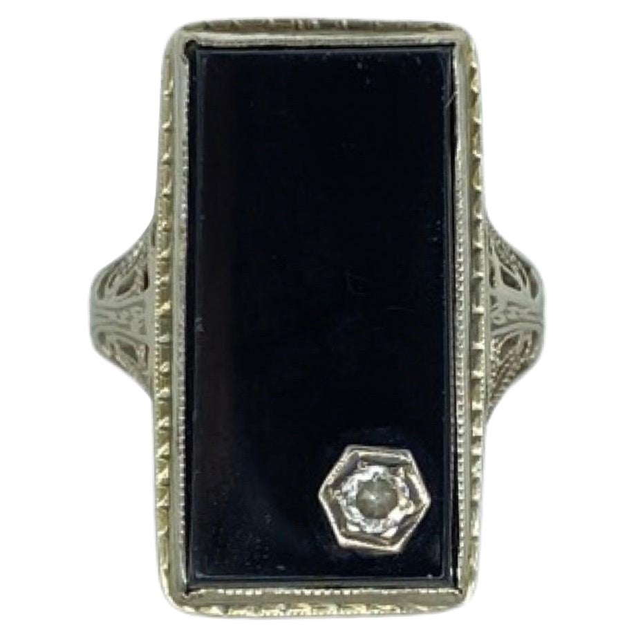 Edwardian 0.07 Carat Diamond In Rectangular Onyx Filigree Ring 14k White Gold For Sale