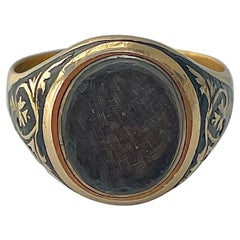 Antique Victorian Black Enamel Locket Front 18ct Yellow Gold Ring