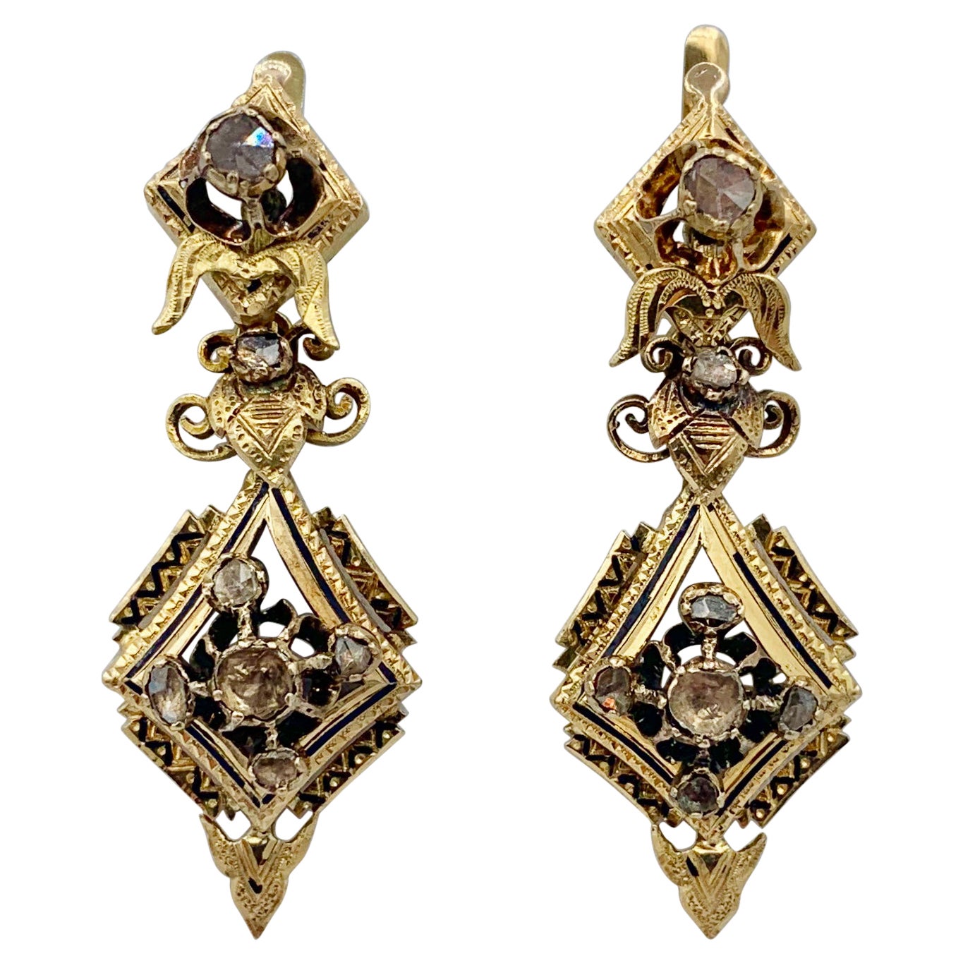 Boucles d'oreilles pendantes jour/nuit en or 18 carats avec diamant taillé en rose et émail Rare en vente