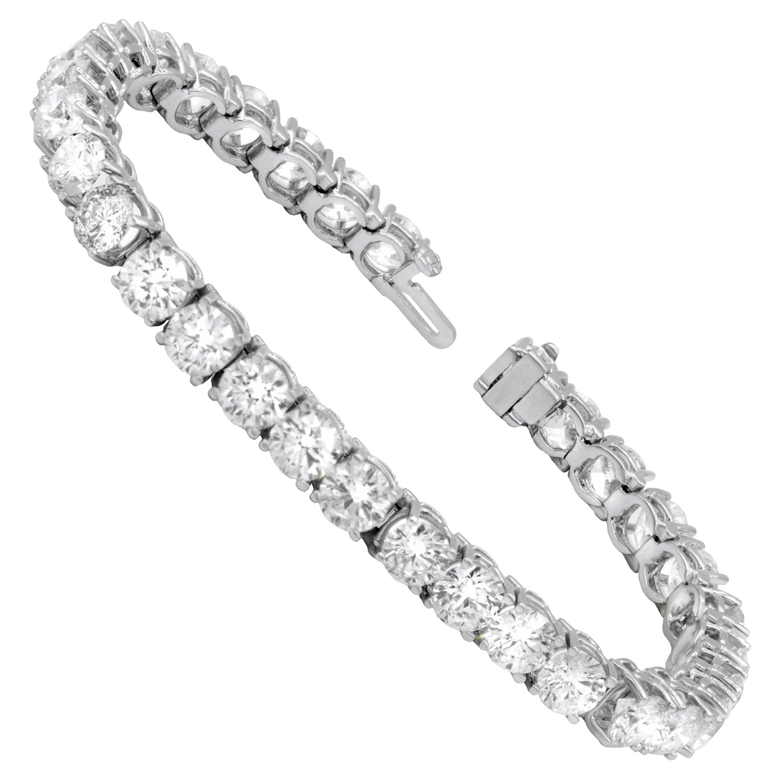Diana M. 15.00 Carat Diamond Tennis Bracelet For Sale