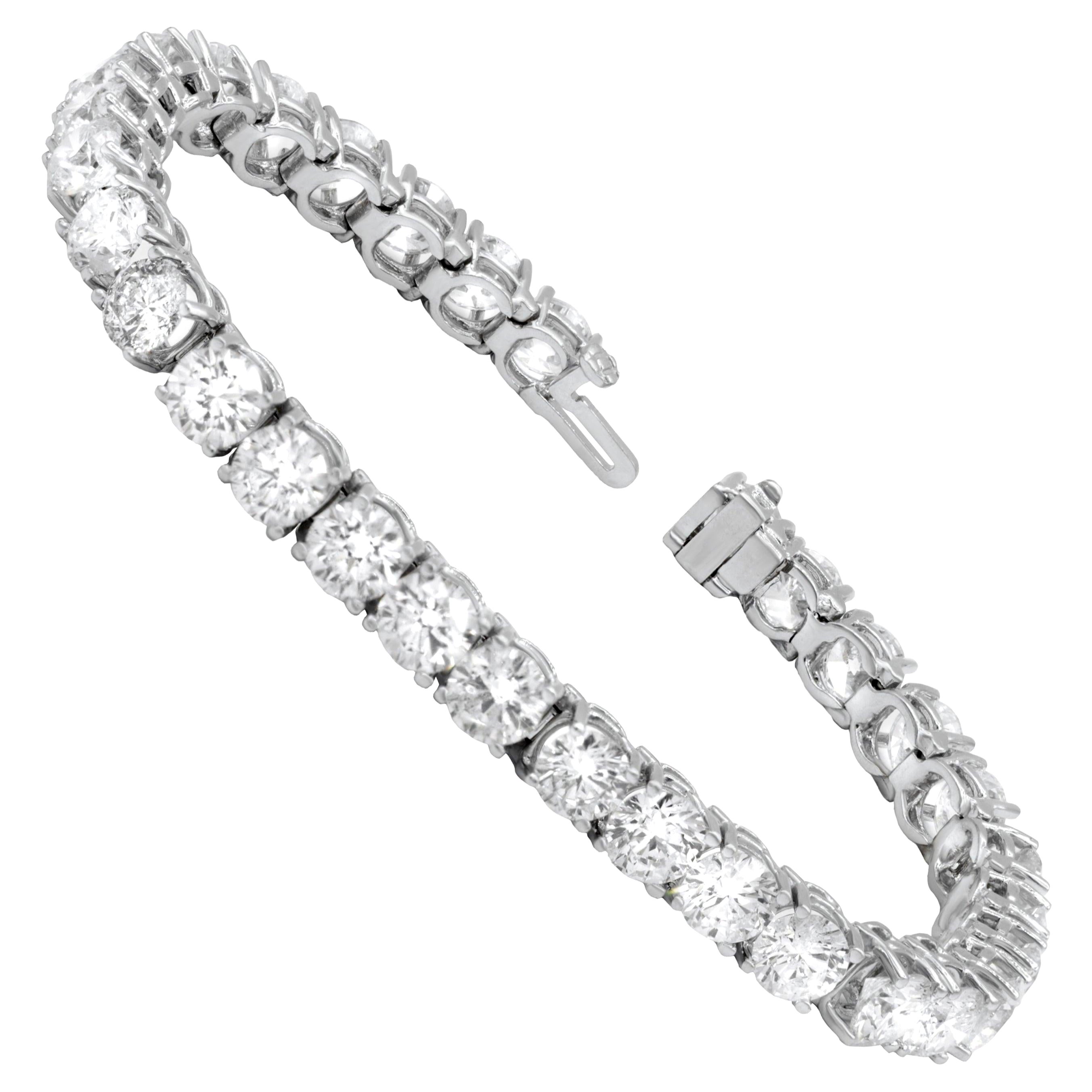 Diana M. 15.20 Karat Diamant-Tennisarmband im Angebot