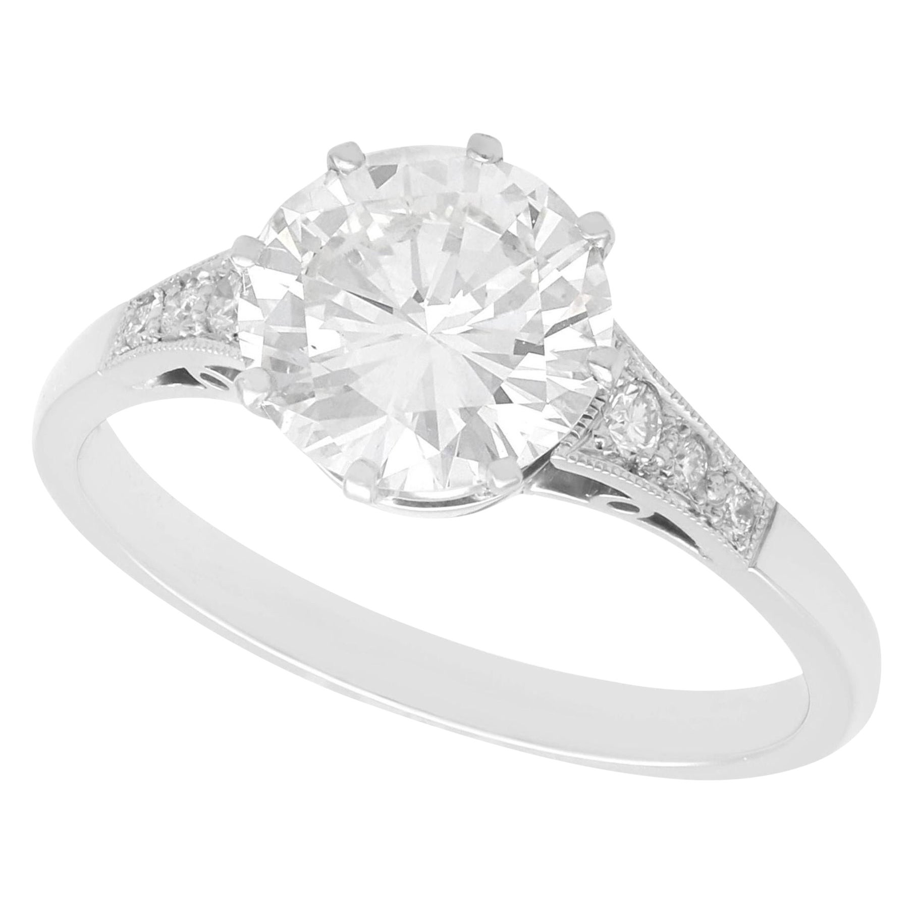 Anillo solitario de diamantes y platino de 2.04 quilates