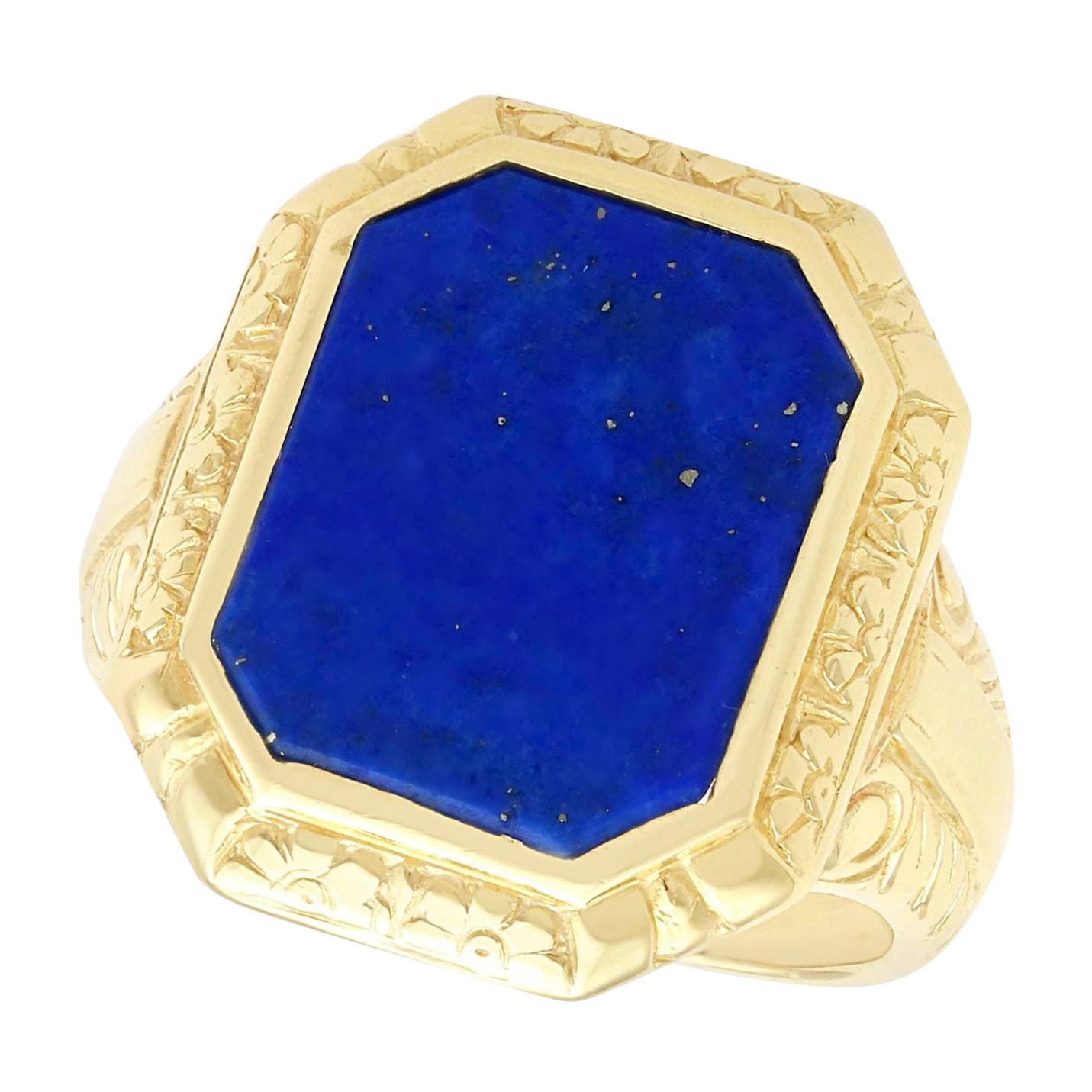 Bague signet ancienne en or jaune 14 carats et lapis-lazuli de 2,21 carats en vente