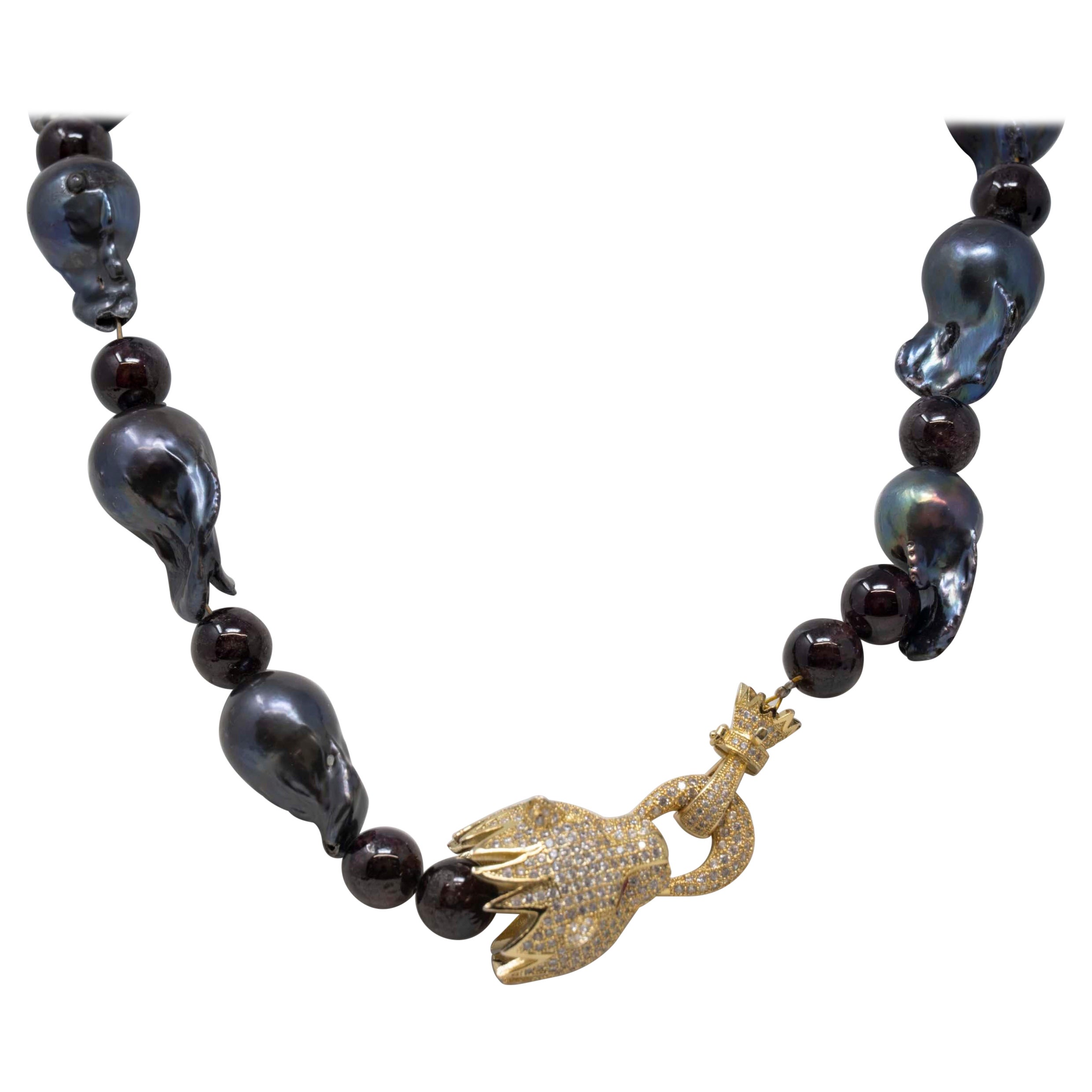 Parure collier de perles baroques noires en vente