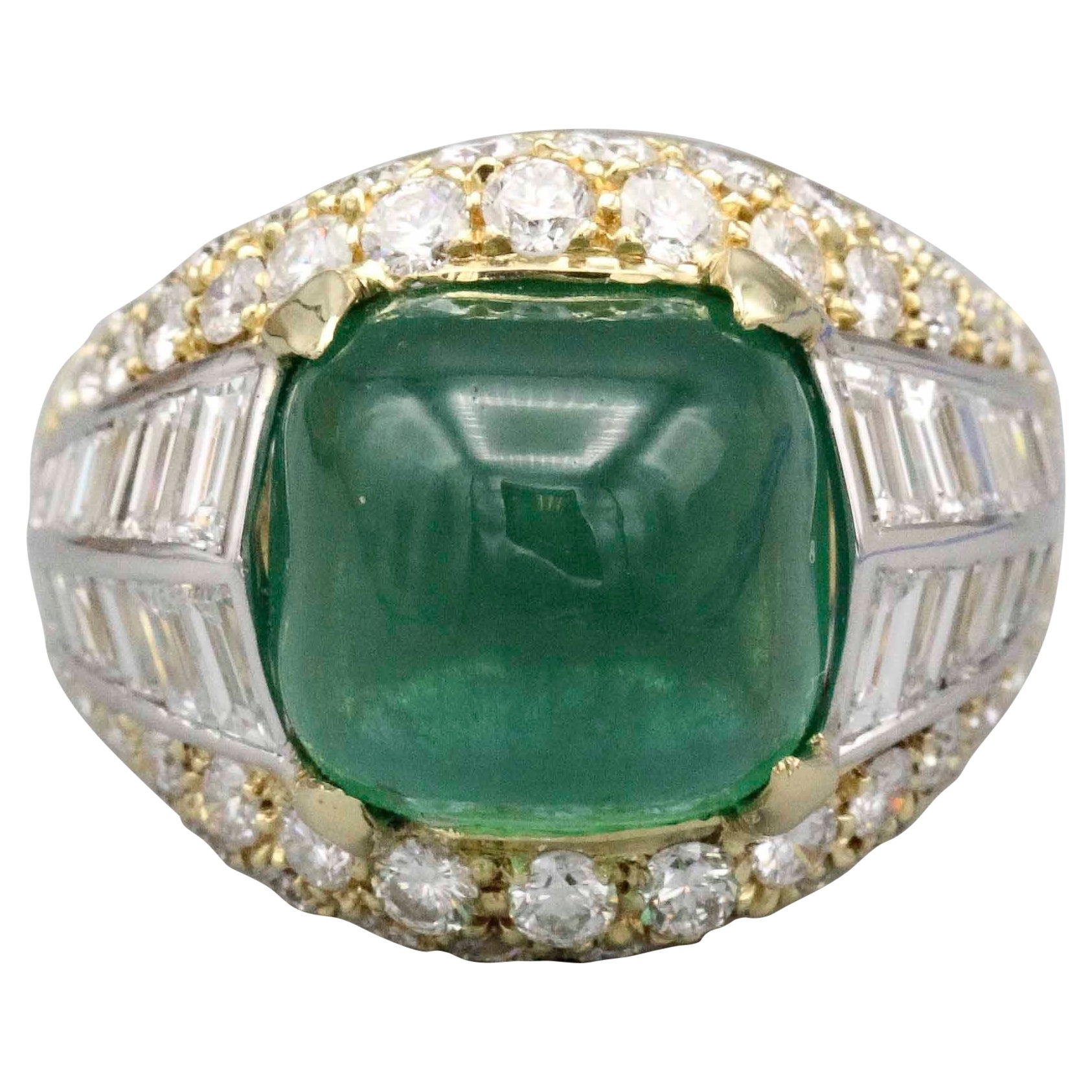 Sugarloaf Cabochon Emerald and Diamond and 18 Karat Gold Ring For Sale