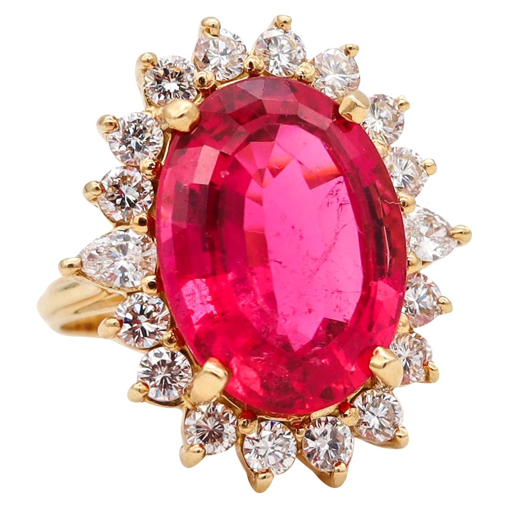 GIA Certified Cocktail Ring in 18kt Gold with 14.80 Ctw Diamonds & Rubellite For Sale