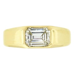 New Unisex 18k Gold GIA 1.56ctw Emerald Cut Diamond Bezel Solitaire Band Ring