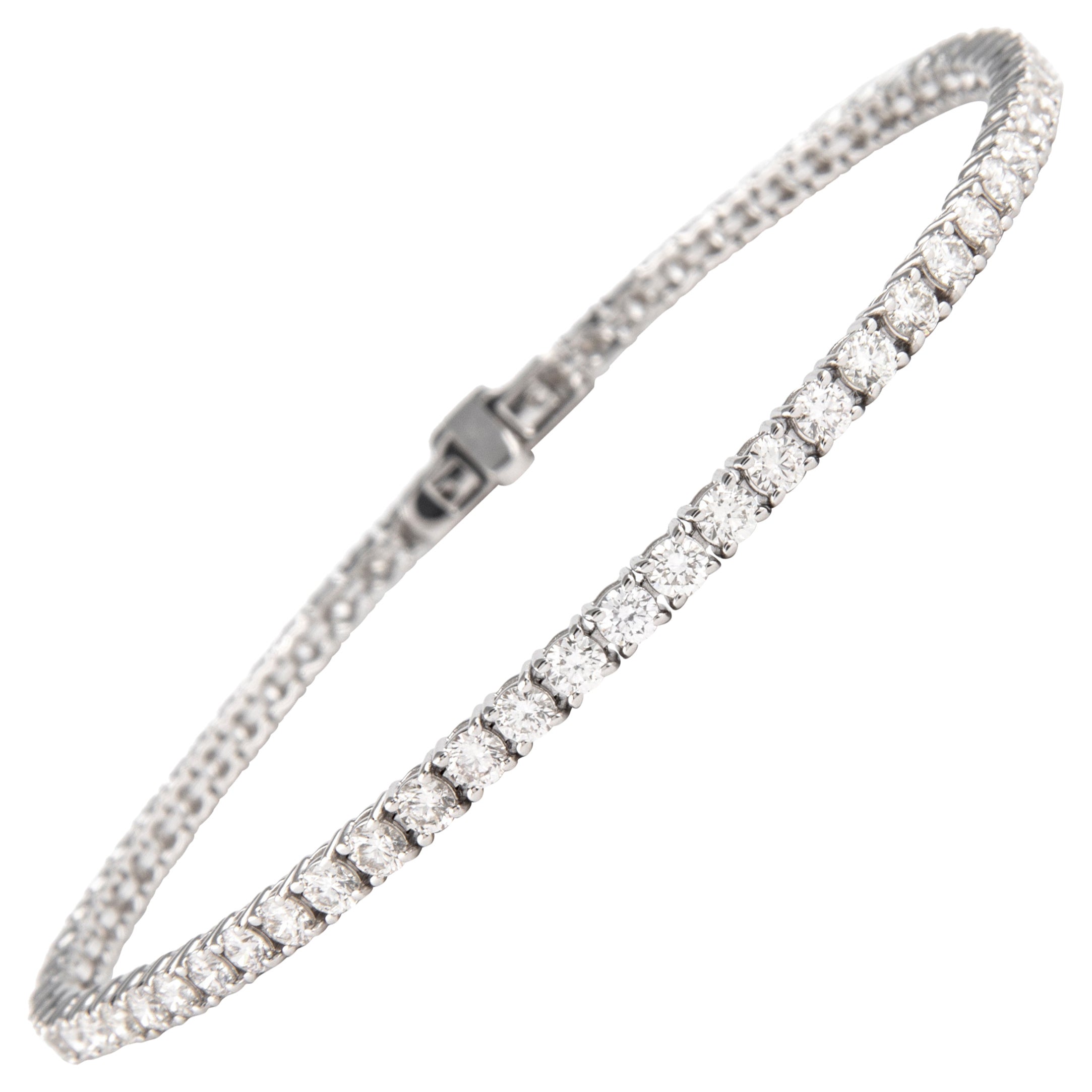 Alexander Bracelet tennis en or blanc 18 carats avec diamants de 3,50 carats en vente