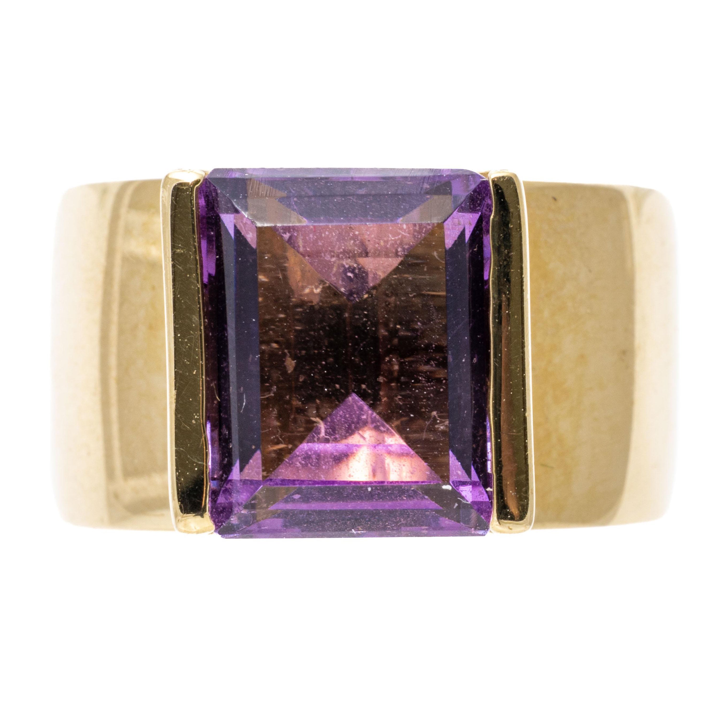 14k Yellow Gold Ultra Contemporary Wide Ring Set with Rectangular Amethyst Top For Sale
