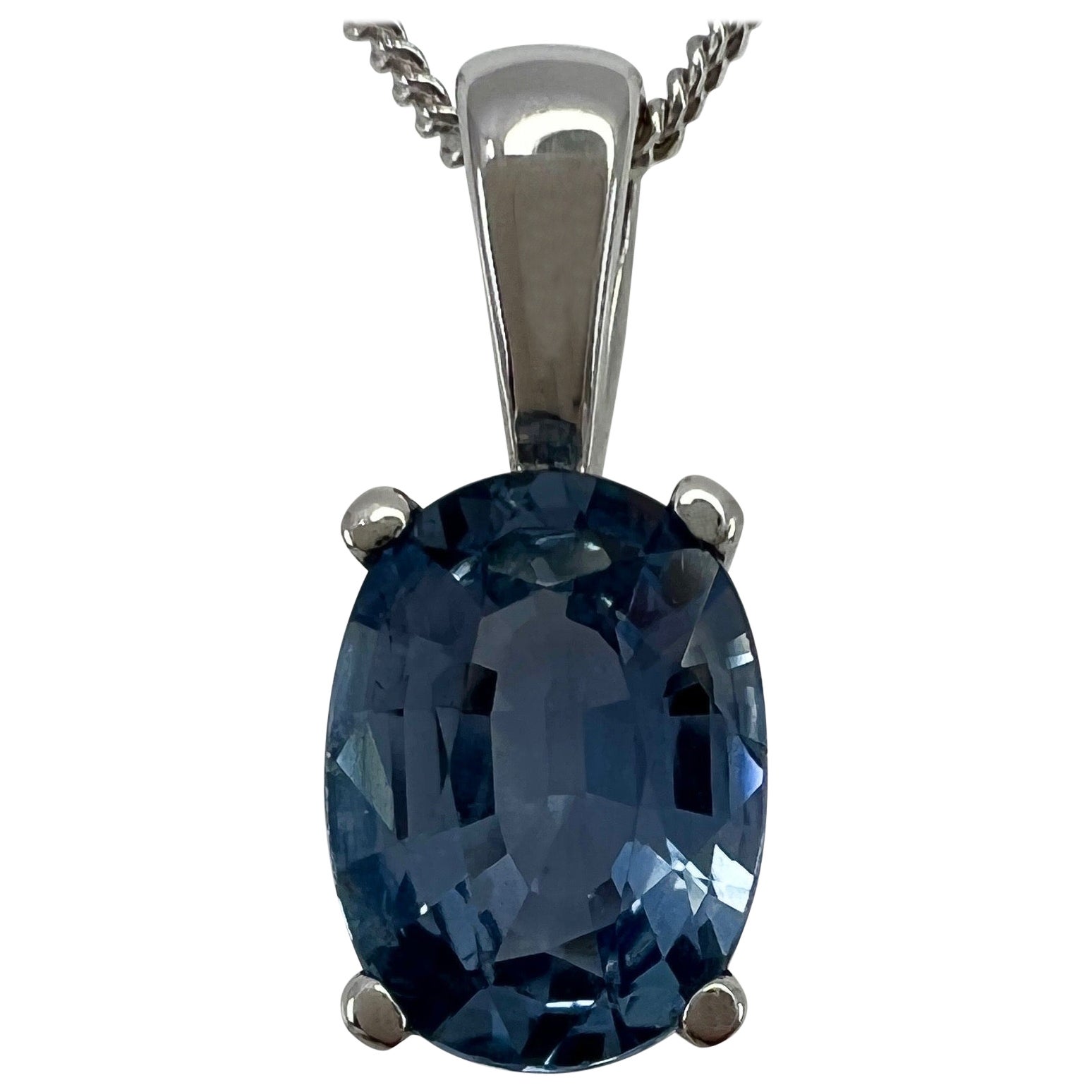 1.32ct Indigo Blue Sapphire 18k White Gold Oval Cut Solitaire Pendant Necklace For Sale