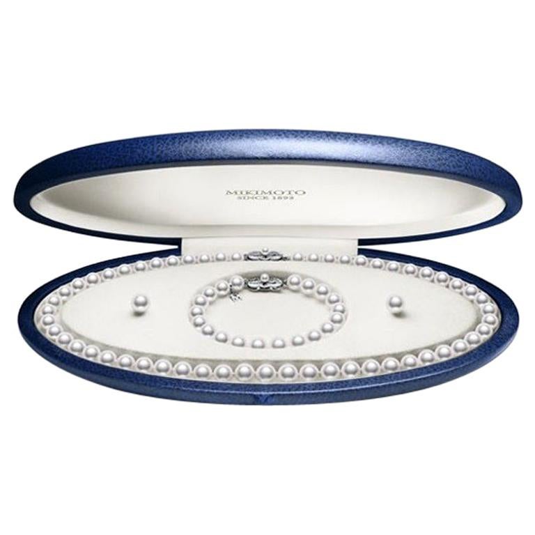 Mikimoto Akoya Cultured Pearl Three-Piece Set UN70118VS1W3