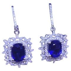 No Reserve!! Ct 7, 56 of Royal Blue Ceylon Sapphires and Diamonds on Earrings