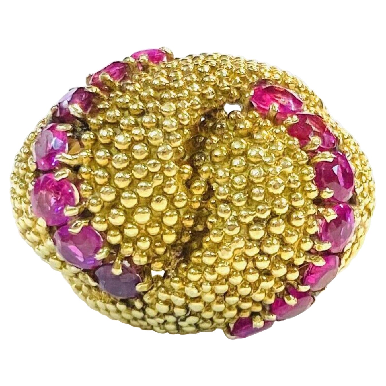 Bague italienne en or jaune 18 carats et rubis en vente