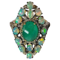 Natürlicher natürlicher Smaragd, äthiopischer Opal & Diamanten Viktorianischer/ Art Deco Cocktail-Ring