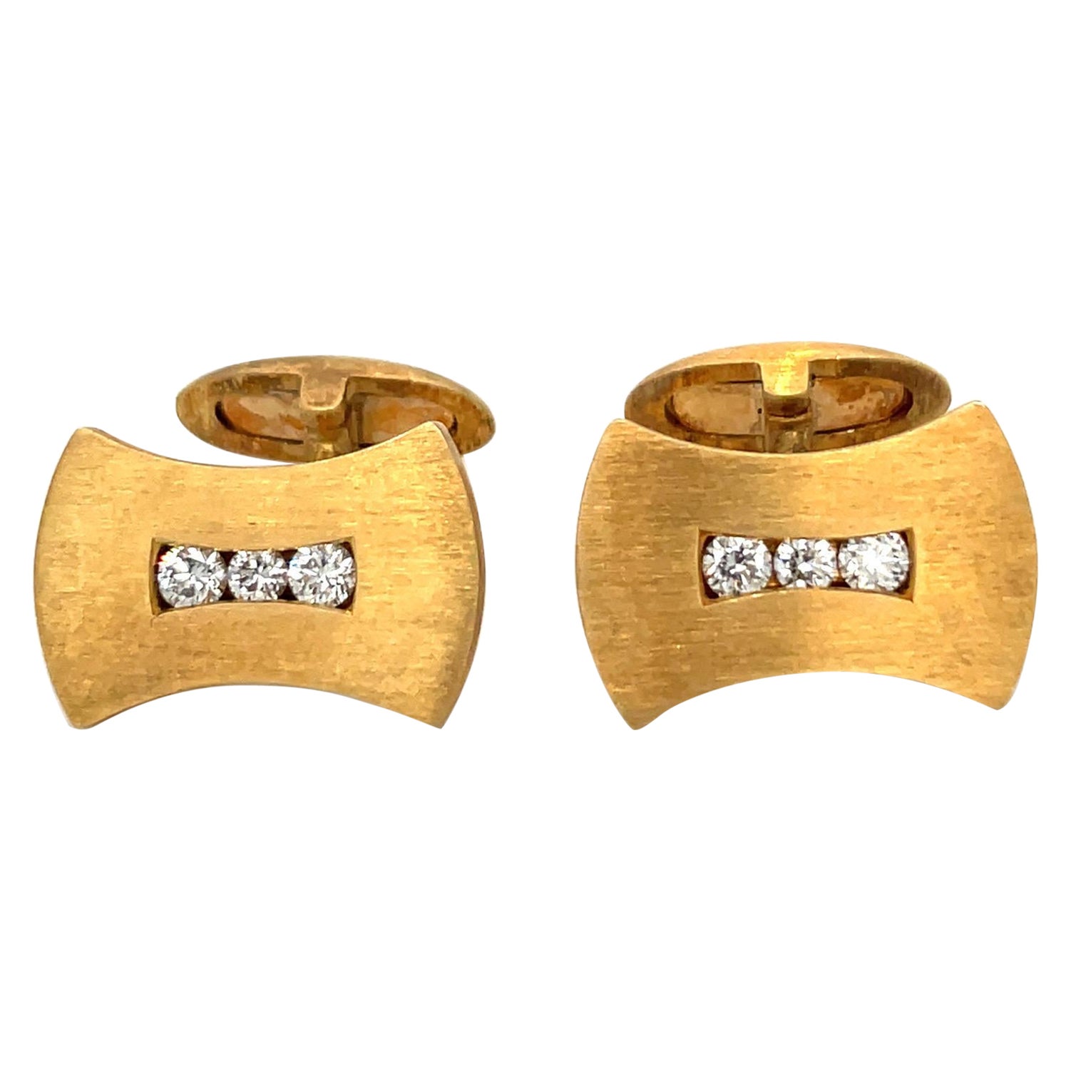 18KT Yellow Gold .55Ct Diamond Bow Tie Shaped Cuff Links For Sale