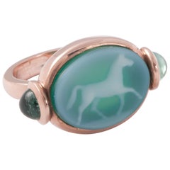 Unisex Carved Horse Green Agate 18 karat Gold Green Tourmaline Signet Ring