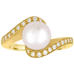 0.40 Carat Diamond and Pearl Bypass Gold Ring