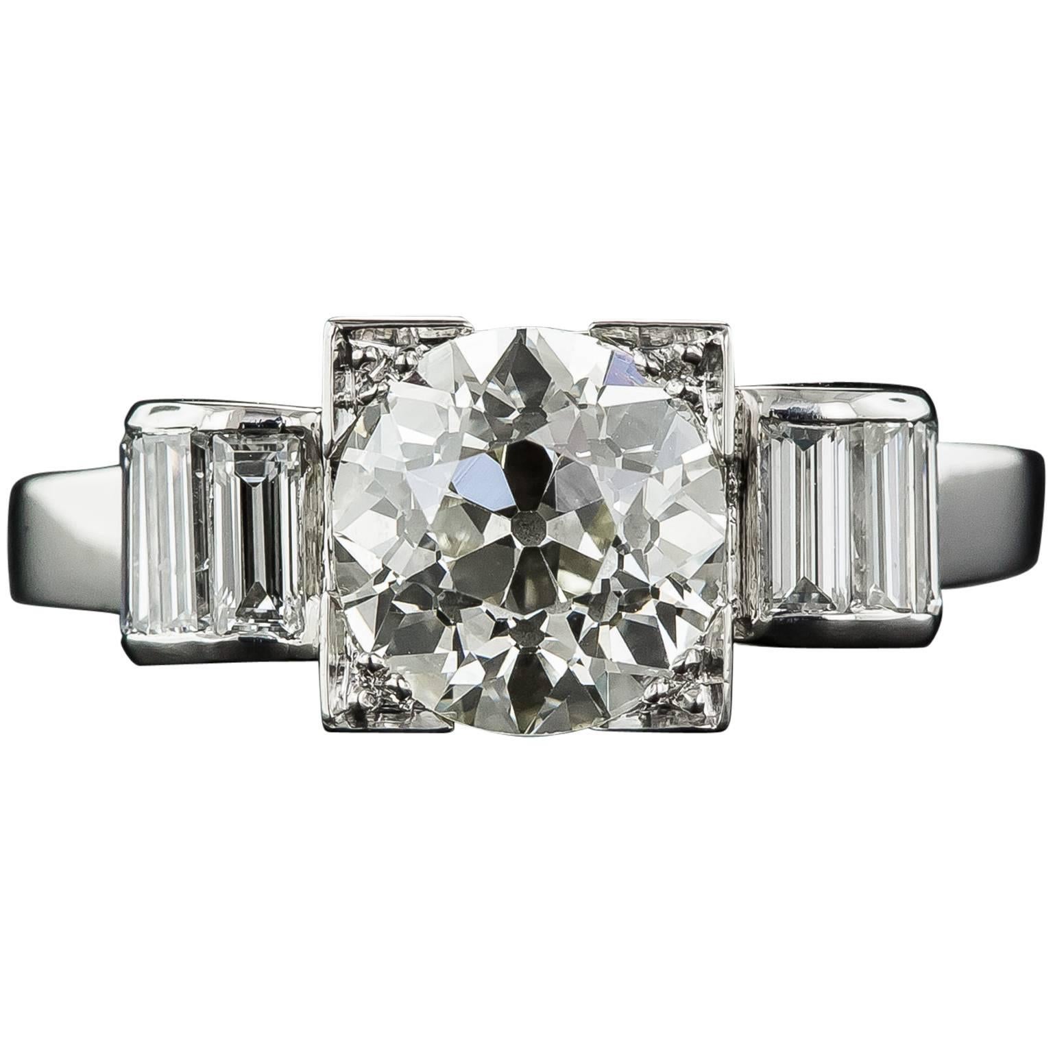 Art Deco 2.50 Carat Diamond Platinum Engagement Ring For Sale