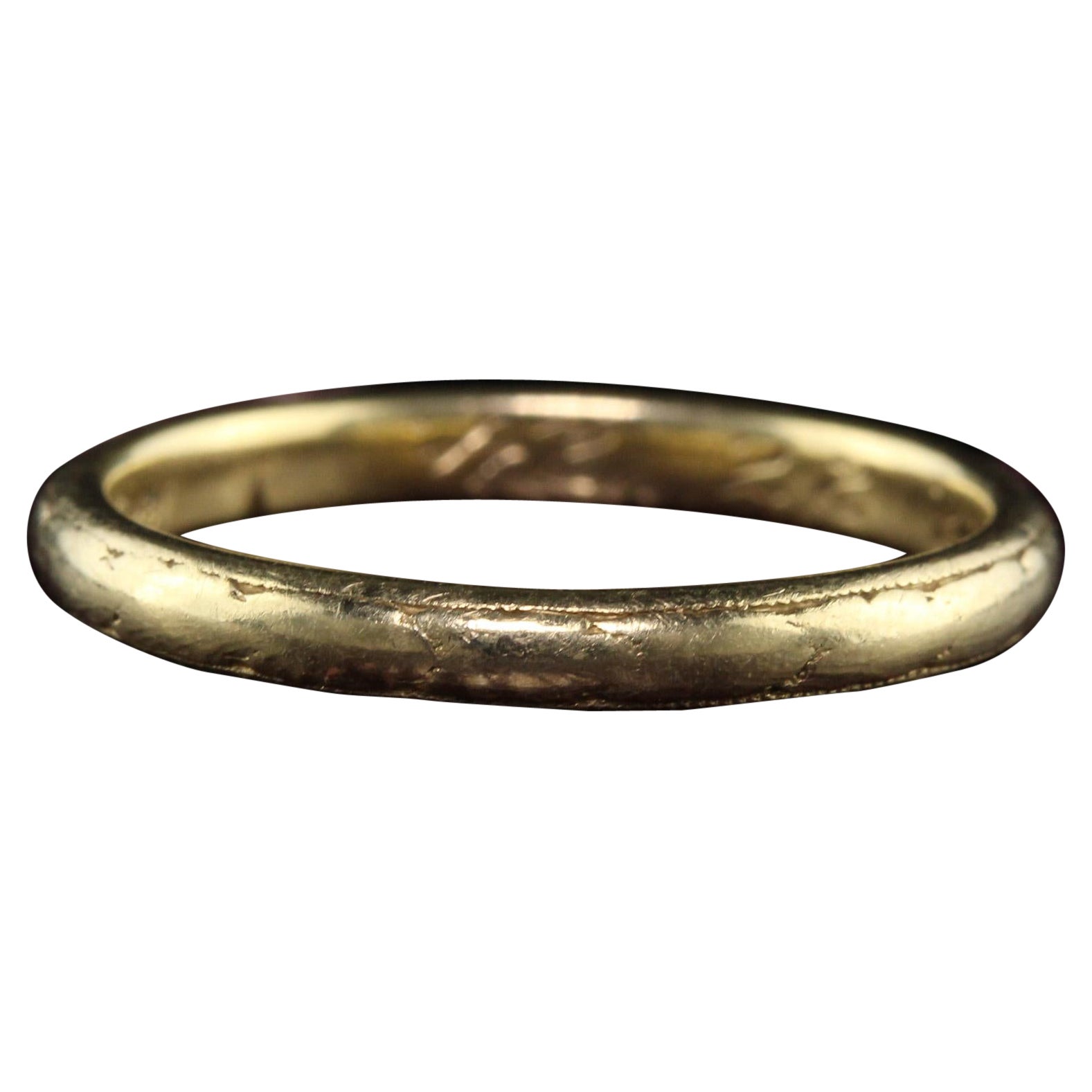 Antique Art Deco Orange Blossom 18K Yellow Gold Engraved Wedding Band For Sale