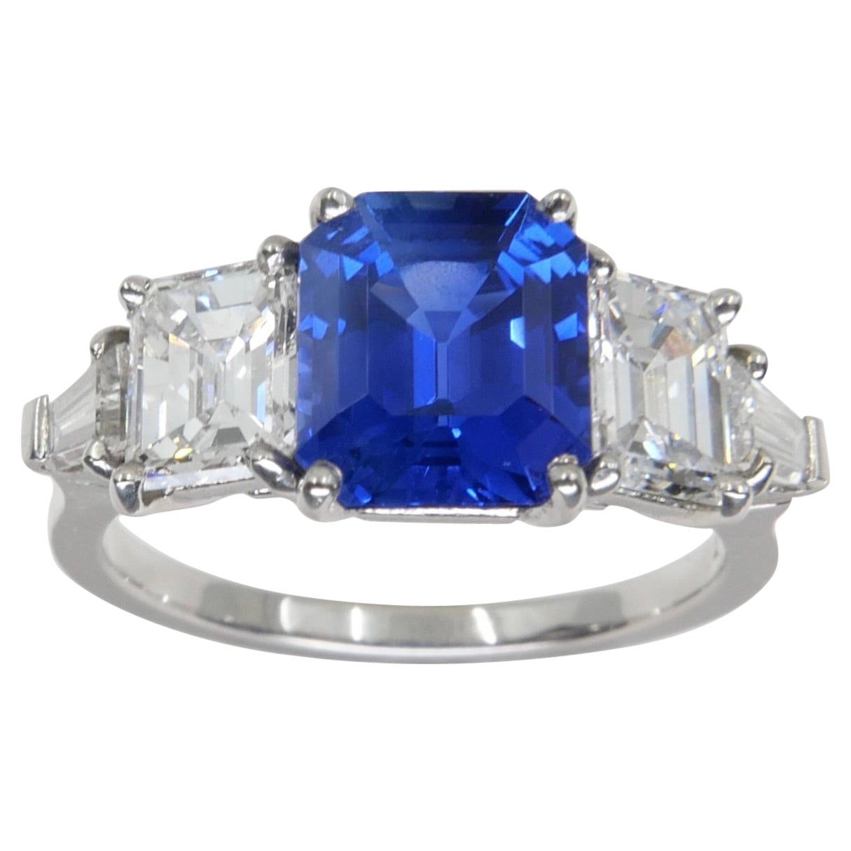 Certified Kashmir No Heat Sapphire & Diamond Ring, SSEF & Gubelin Labs