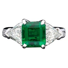 2.5 Carat Natural Emerald Diamond Three-Stone Ring, Emerald Diamond Wedding Ring