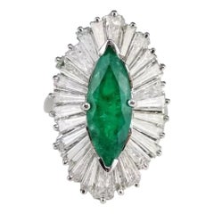 Zertifizierte 2 Karat Marquise Cut Smaragd Diamant Verlobungsringe Statement-Ringe