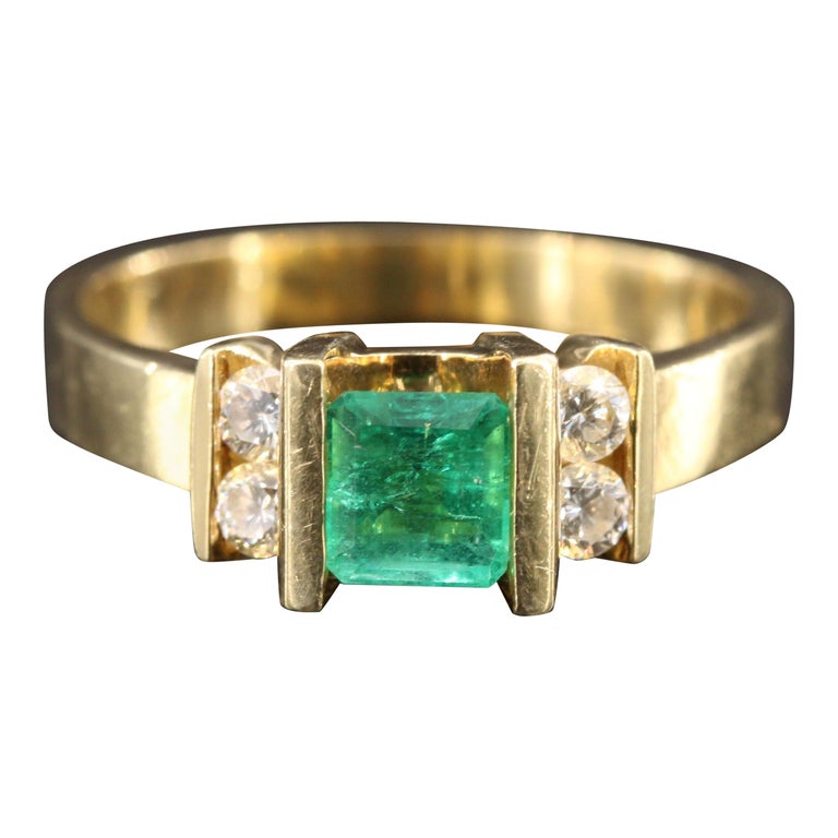 Customizable Minimalist Natural Emerald Diamond Wedding Ring, Vintage