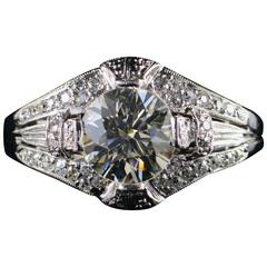 Art Deco Era 1.65 Carat Diamond Platinum Engagement Ring 11